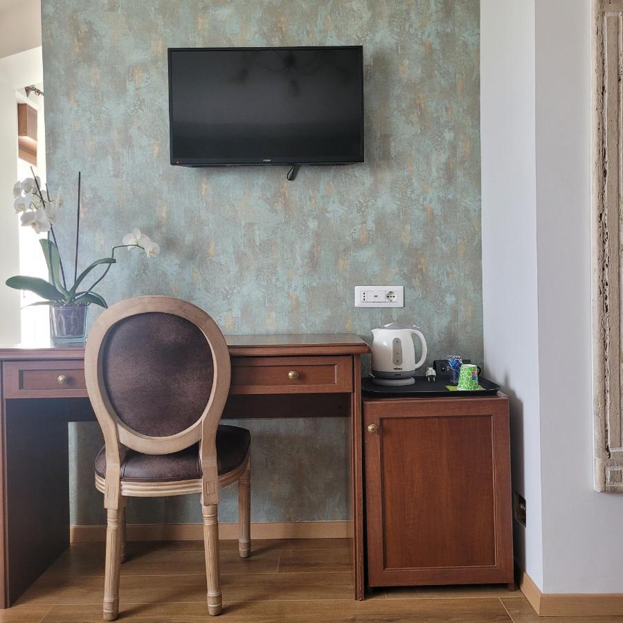 Domus Romulea Hotel